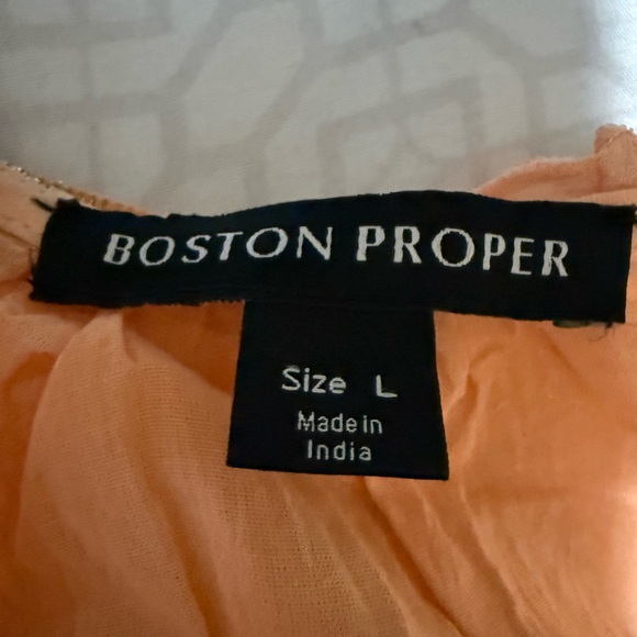 Boston Proper Ombre Dress with Gold Details - Picture 4 of 6